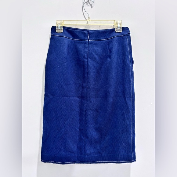 π Ann Taylor Factory Navy Blue Pencil Skirt with White Stitch Detail β Size 0π - Picture 3 of 10